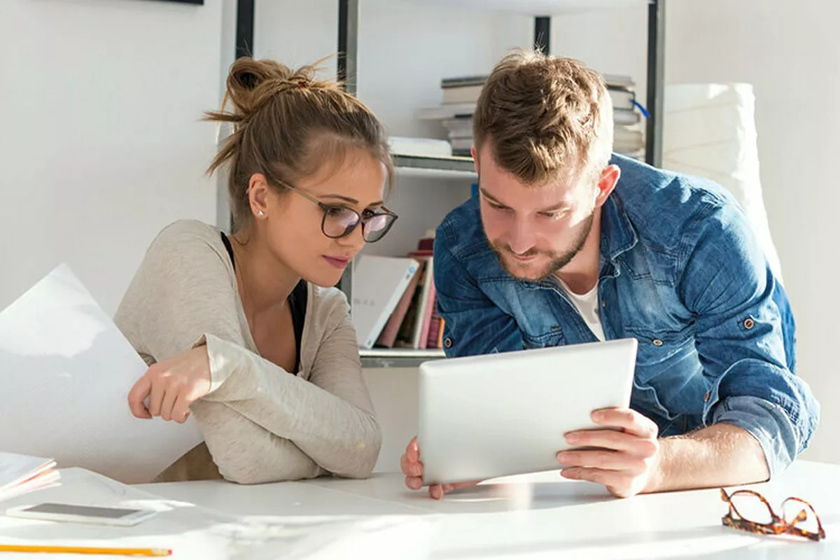 Übersetzer*in und Dolmetscher*in Englisch - staatl. geprüft/Bachelor Professional Übersetzen/Dolmetschen