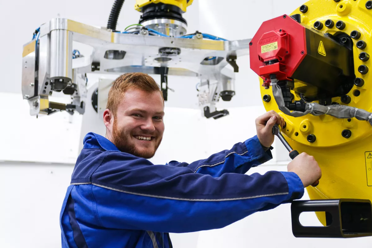 Ausbildung zum Mechatroniker