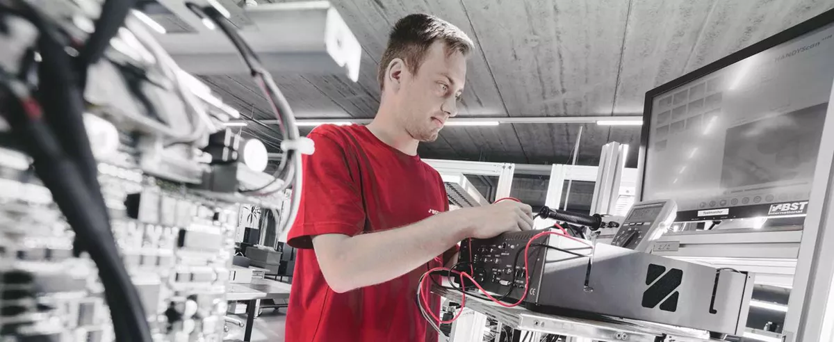 Ausbildung zum/zur Eletroniker/-in (m/w/d) für Geräte und Systeme