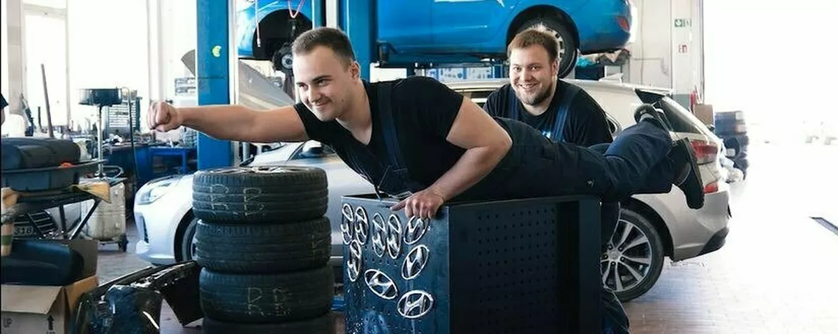 Ausbildung zum Kfz-Mechatroniker Pkw im Autohaus in Goslar (m/w/d)