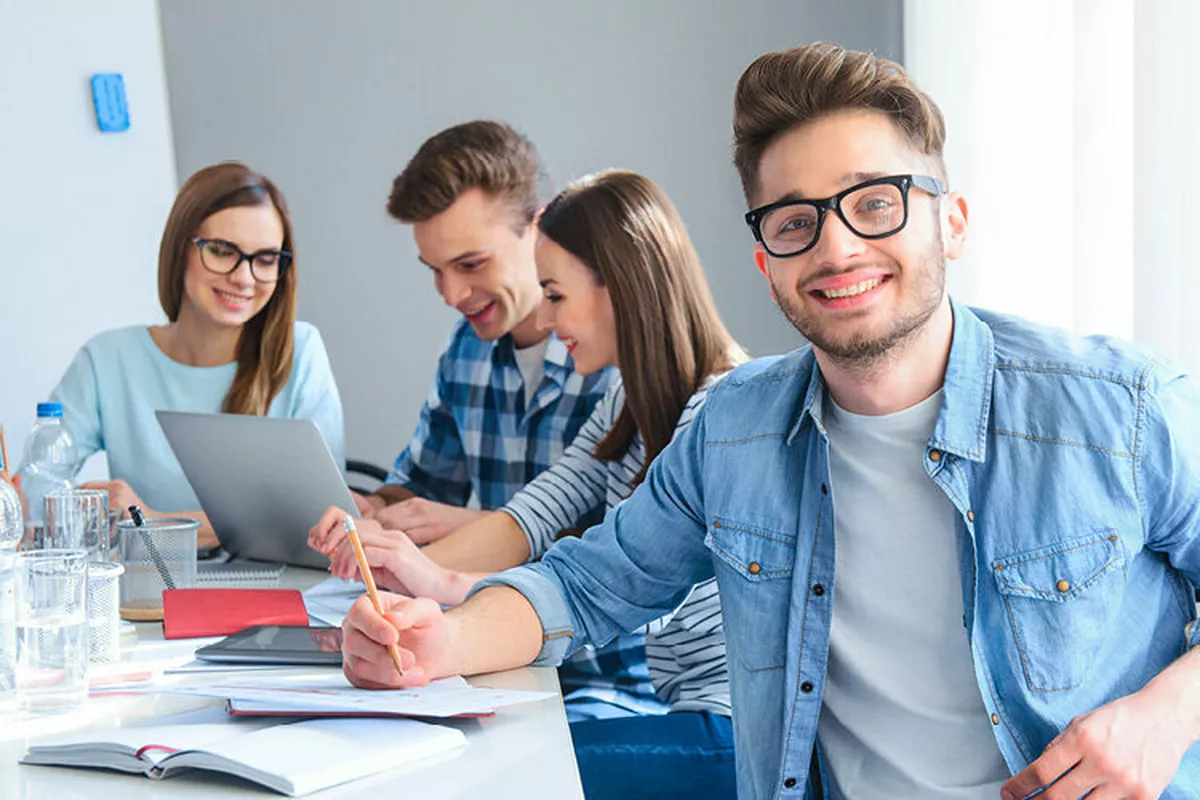 Berufsschule - Kaufmann*Kauffrau für Dialogmarketing