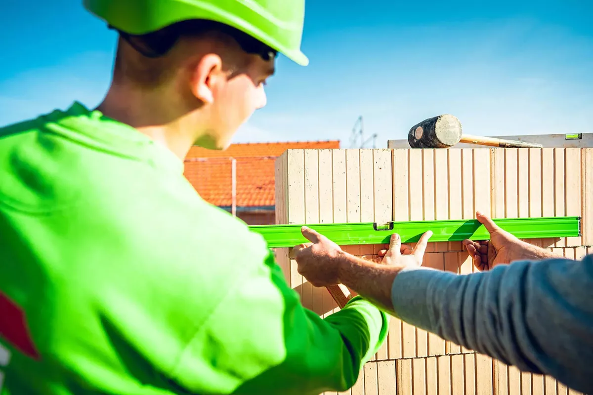 Verbund­studium Bau­ingenieur / Bau­zeichner (m/w/d)