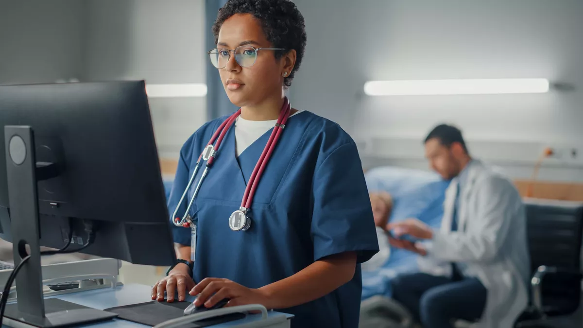 Physician Assistance ohne Vorausbildung (B.Sc.)