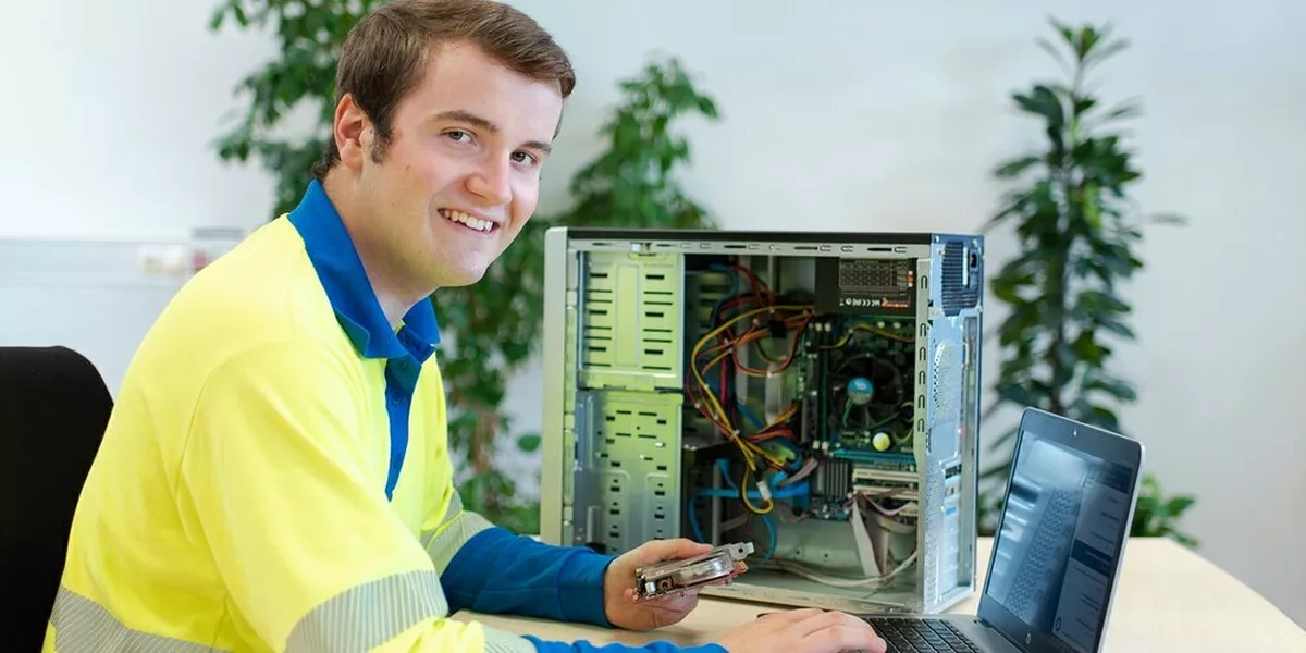Auszubildende IT-Systemelektroniker*in (2027)