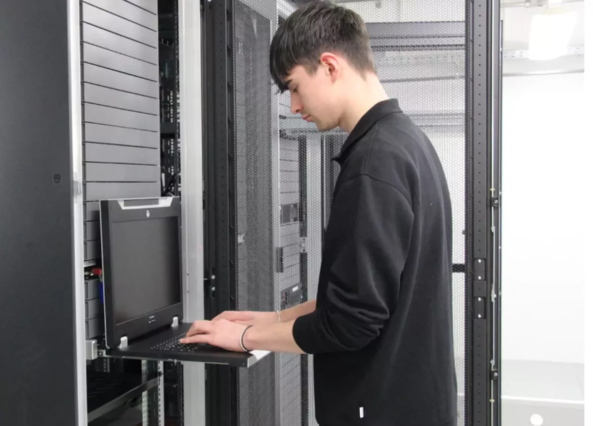 Schülerpraktikum zum zum/zur Fachinformatiker/in - Systemintegration (w/m/d)