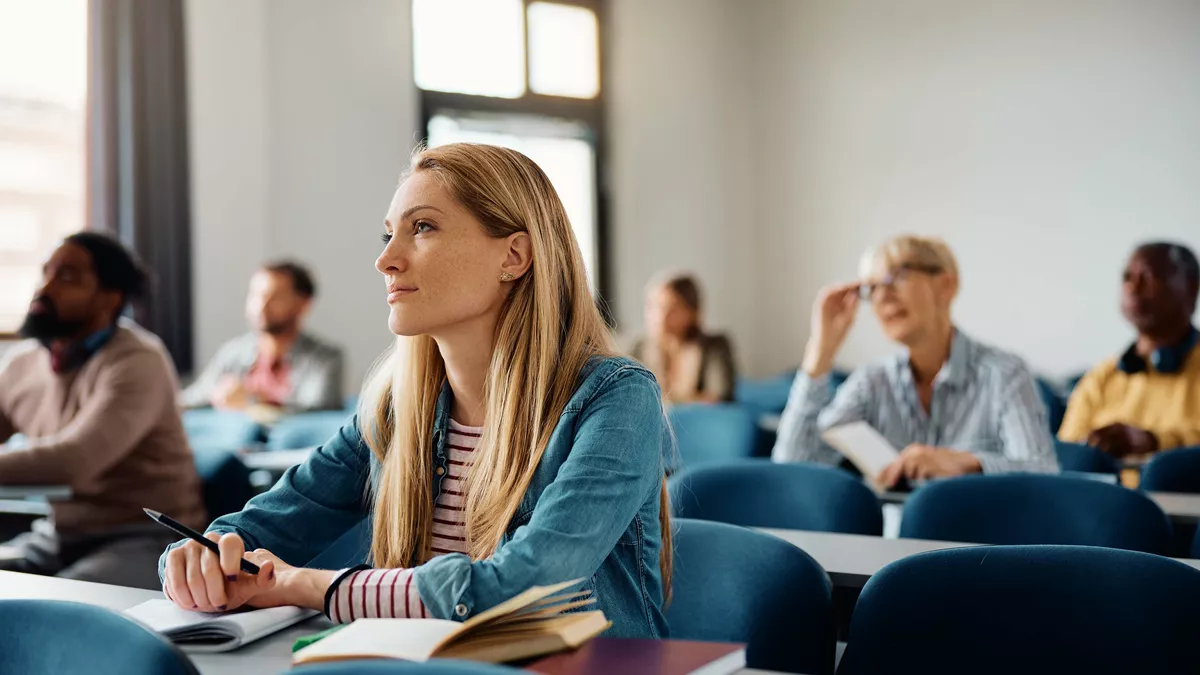 Pädagogik und Erwachsenenbildung berufsbegleitend (M.A.)