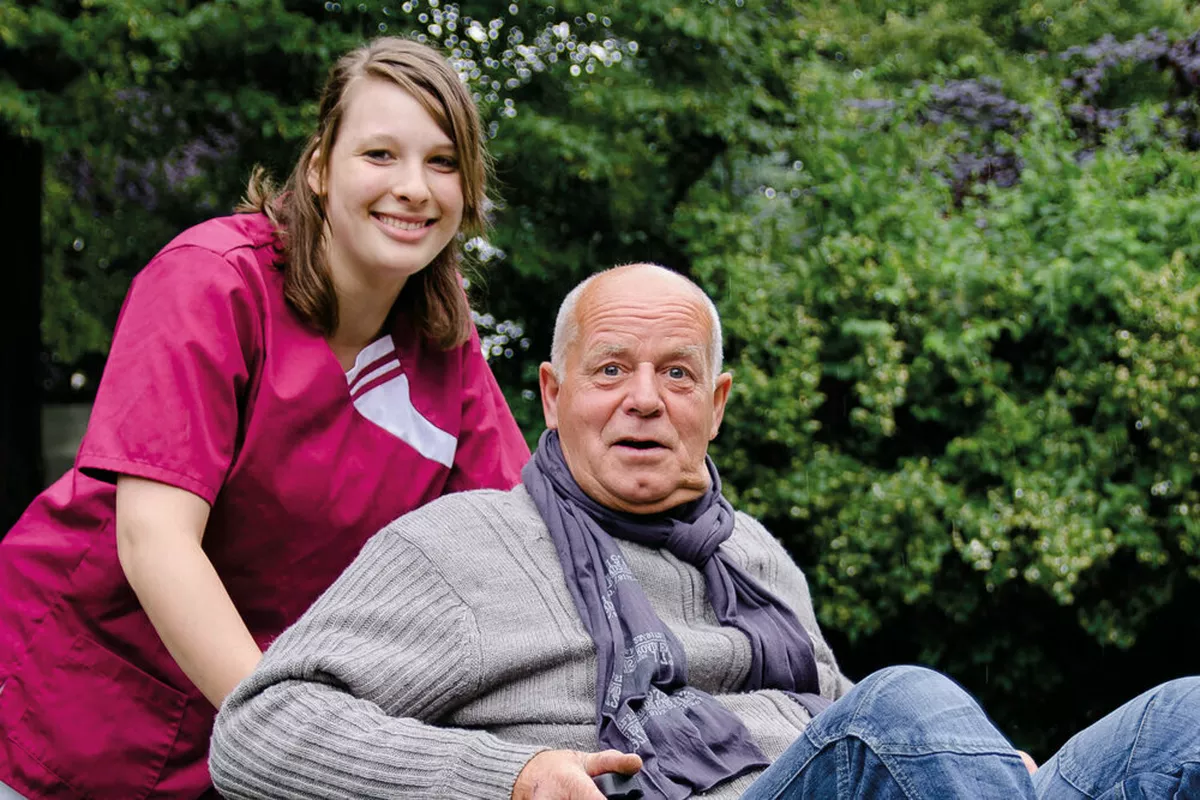 Betreuungskraft § 53b (in Verbindung mit § 43b) SGB XI inklusive Demenzbegleitung - Qualifizierung