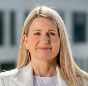 Christiane Schroeder