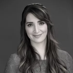 Frau Stephanie Metzger