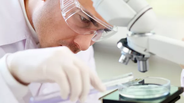 Chemikant / Chemikantin