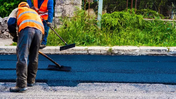 Asphaltbauer / Asphaltbauerin