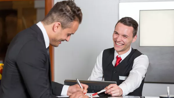 Hotel- und Gastgewerbeassistent/in