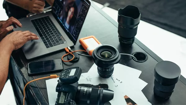 Assistent/in für Foto- und Medientechnik