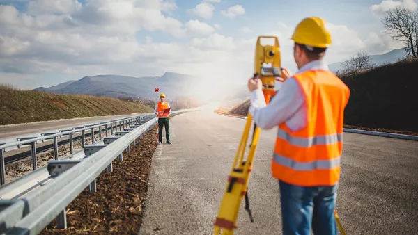 Geomatiker / Geomatikerin