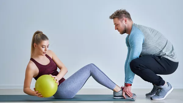 Fitnesstrainer / Fitnesstrainerin