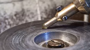 Edelsteinschleifer / Edelsteinschleiferin