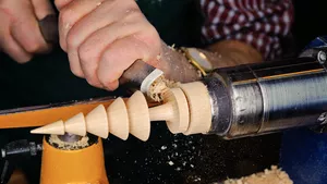 Drechsler / Drechslerin