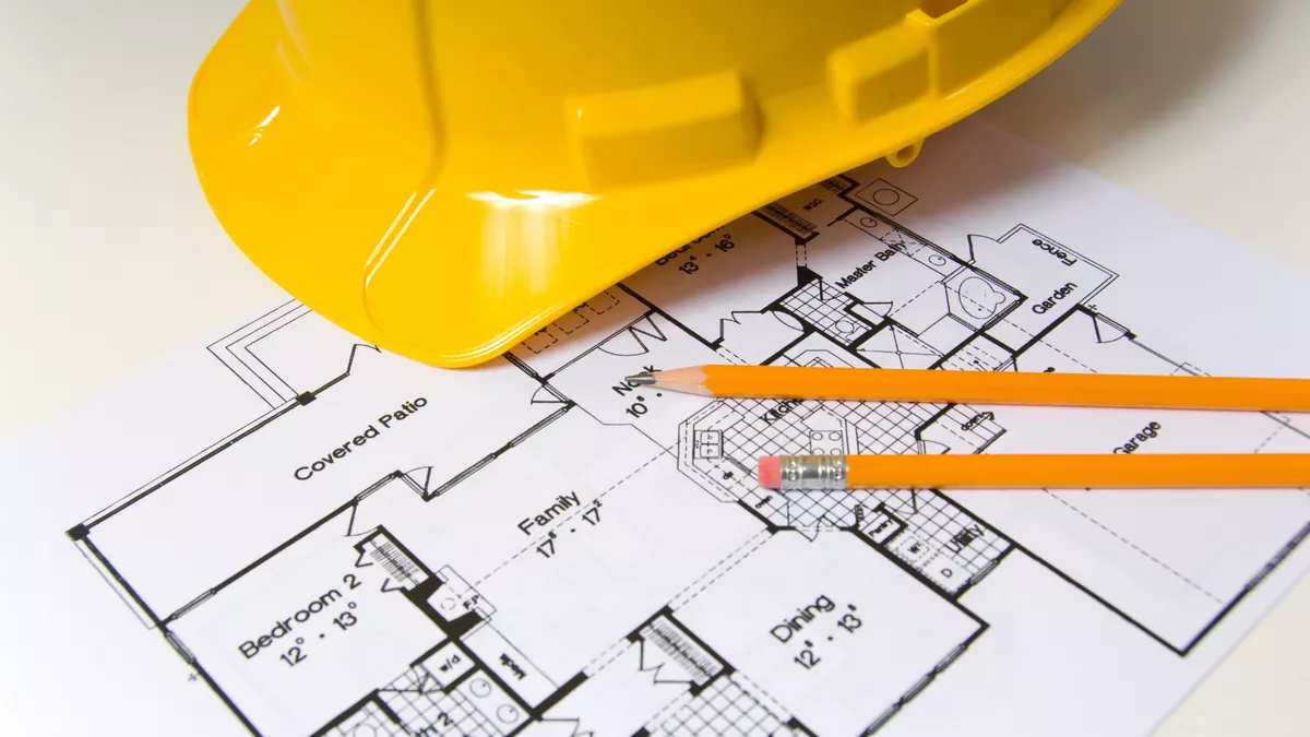 Baubetriebsmanager bei der Arbeit