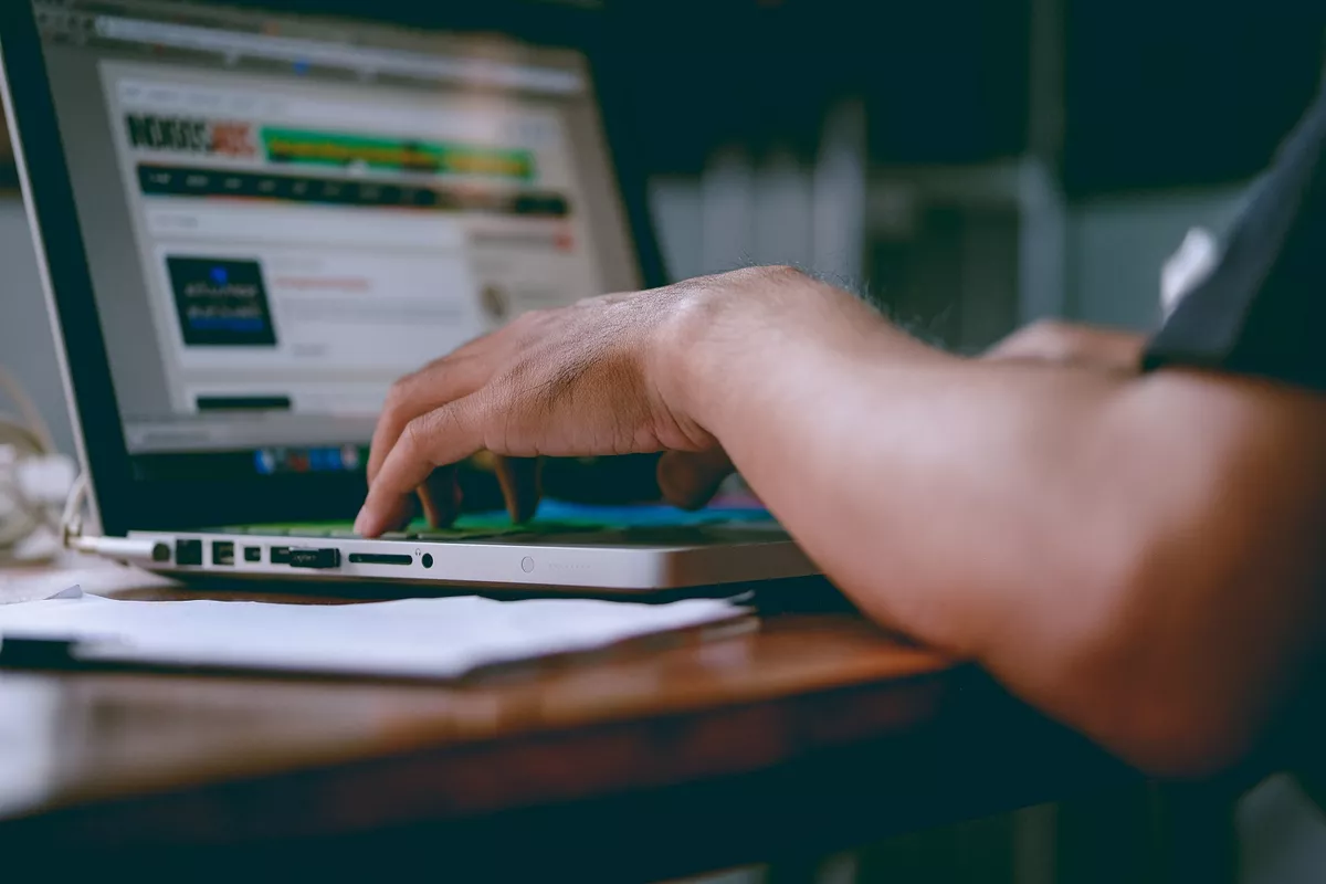 IT-Manager bei der Arbeit.