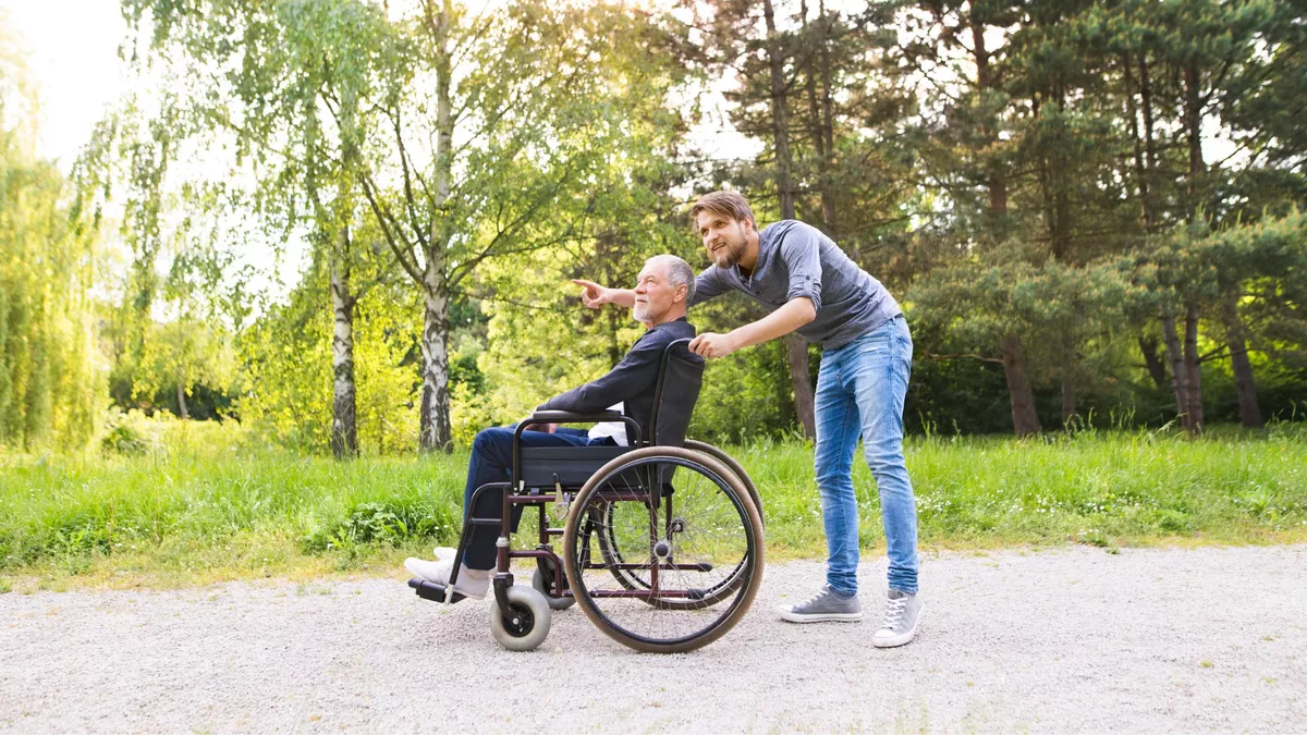 Unterstützung im Alltag ist ein wichtiger Teil der Heilerziehungspflege..