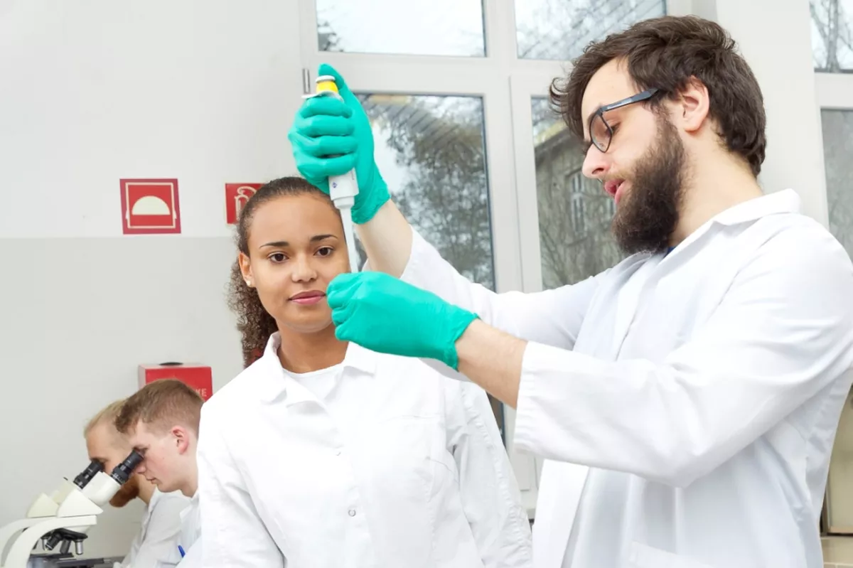 Dr. von Morgenstern Schulen, BTA-Ausbildung