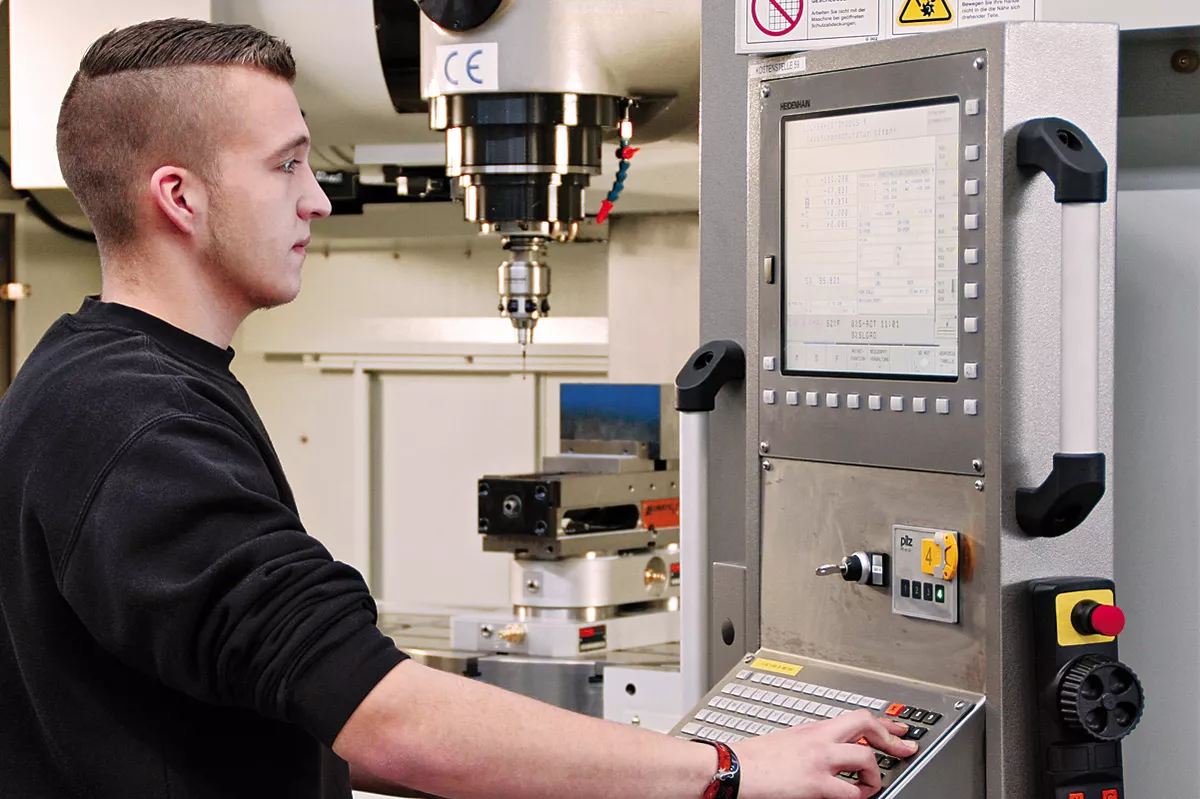 Auszubildender zum Zerspanungsmechaniker (m/w/d)