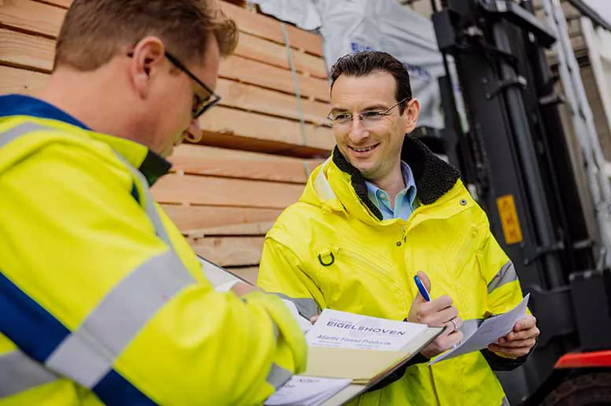 Ausbildung zur/zum Industriekauffrau/-mann (m/w/d)