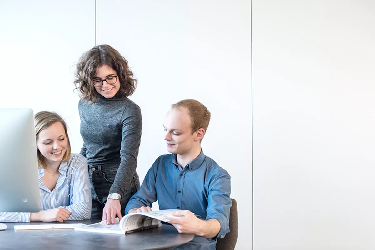 Im Vertrieb hast du die Möglichkeit, persönlich mit unseren Kund:innen in Kontakt zu treten.