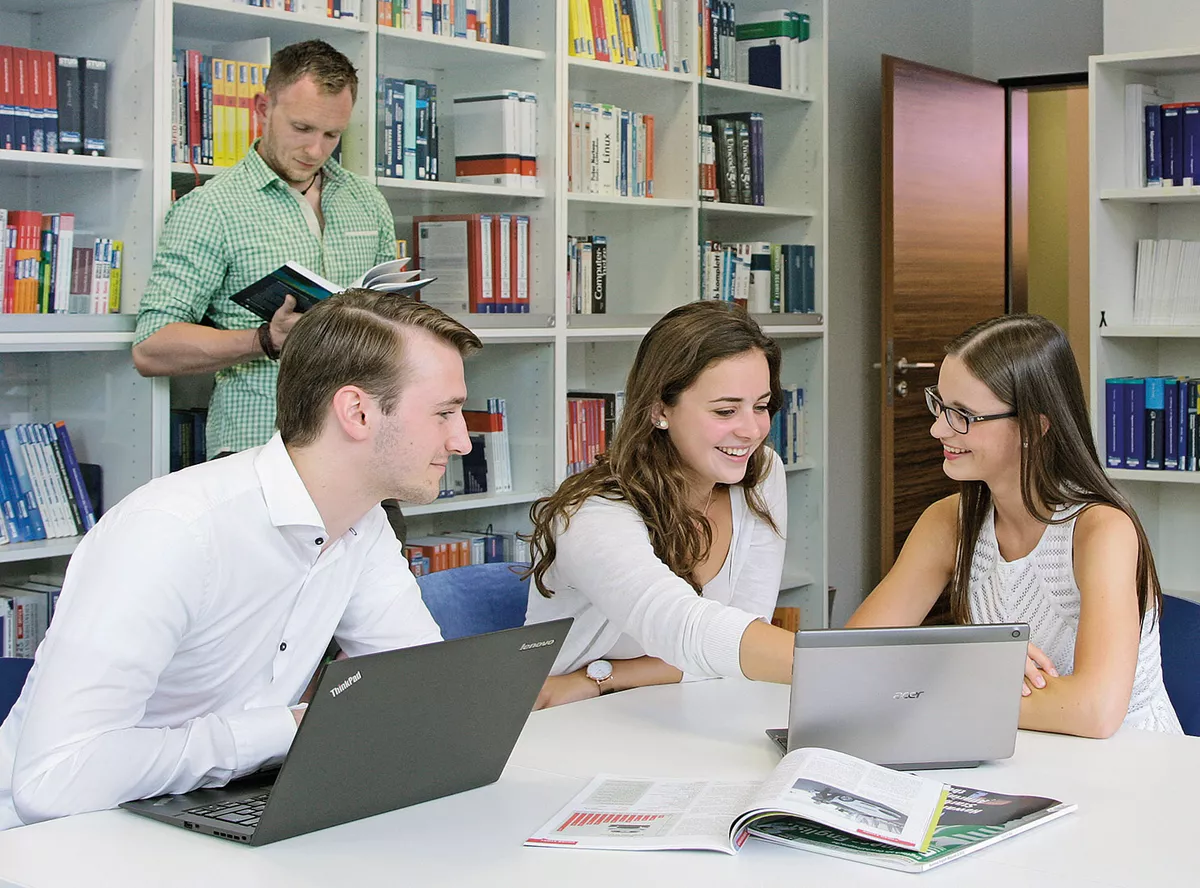 Duales Studium bei der Berufsakademie Rhein-Main (BA)