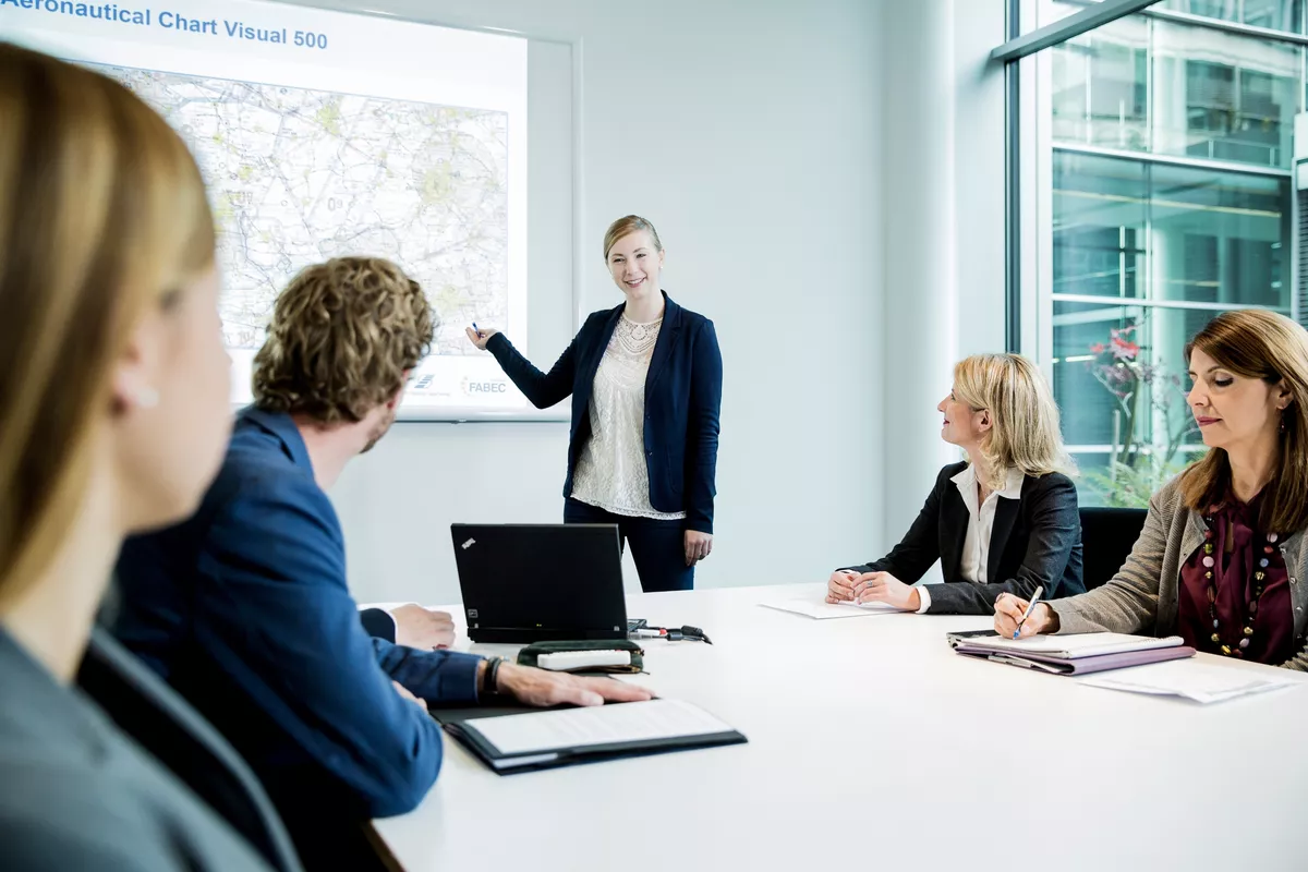 Duales Studium Luftverkehrsmanagement (w/m/d)