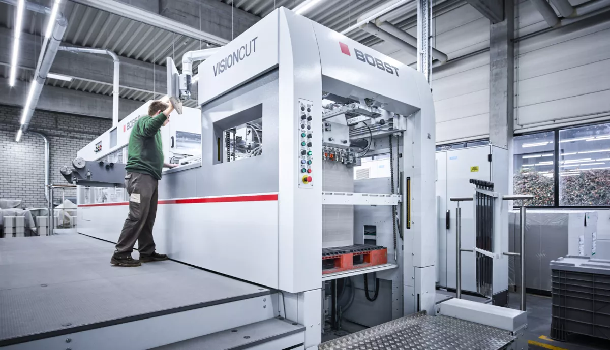 Ausbildung zum Maschinen- und Anlagenführer (m/w/d) Schwerpunkt Druckweiter- und Papierverarbeitung