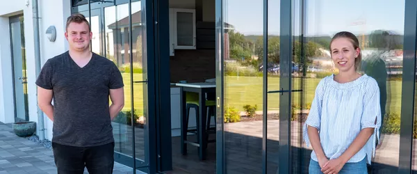 AUBI-plus hat zwei neue Azubis