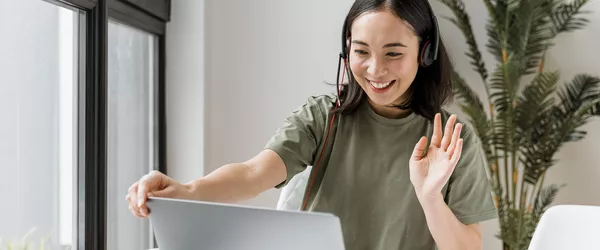 Einladung zum Vorstellungsgespräch? Wie du im Videocall punkten kannst