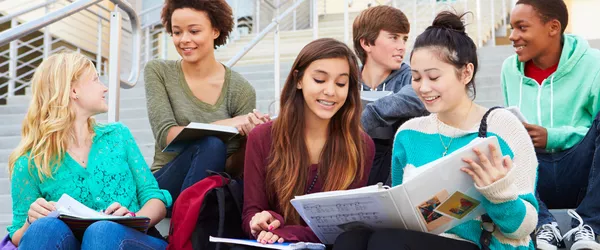 Ausbildung oder Studium? Abiturientenprogramm!