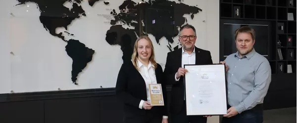 BEST PLACE TO LEARN: Simonswerk erhält erstmals Gütesiegel