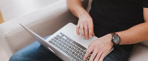 Berufsorientierung im Homeoffice: So findest du jetzt eine Ausbildung