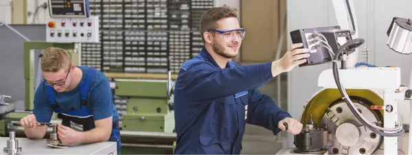 Ausbilderinterview DÖRKEN: "Von Anfang an Teil der Gemeinschaft"