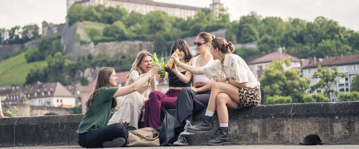 Julius-Maximilians-Universität Würzburg-header