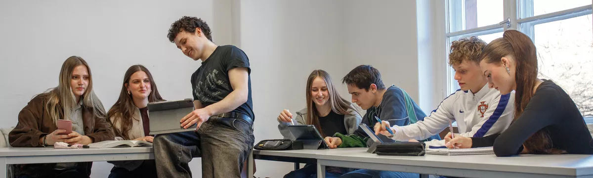 Willkommen an den BEST‑Sabel Oberschulen in Köpenick – einem starken Bildungsstandort für den Weg zum Mittleren Schulabschluss (MSA) oder Abitur. Unter einem Dach vereinen wir Gymnasium, Integrierte Sekundarschule und Fachoberschulen.