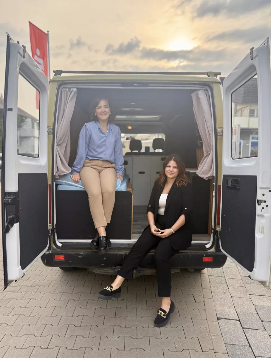 Angelika König-Novikov und Chantal König