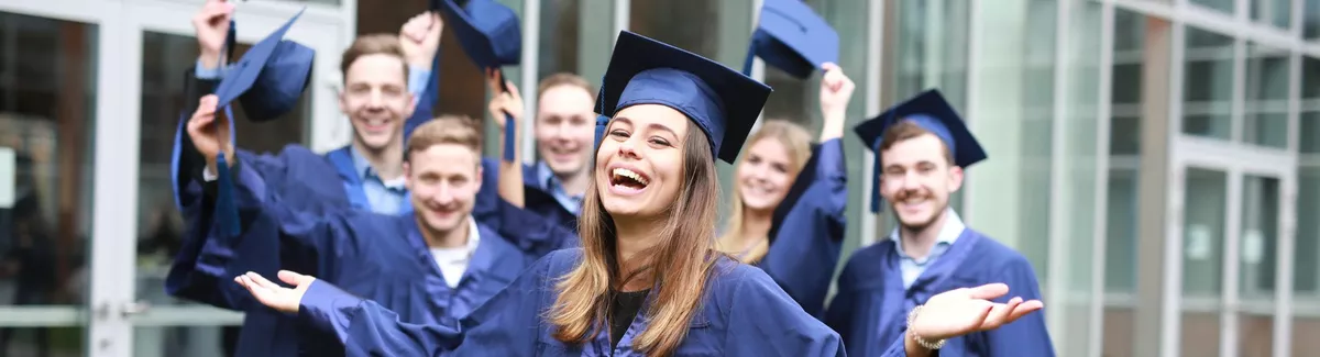 NORDAKADEMIE - Hochschule der Wirtschaft - Graduierung