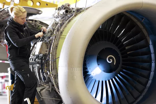 Fluggerätmechaniker Fachrichtung Triebwerkstechnik (m/w/d)