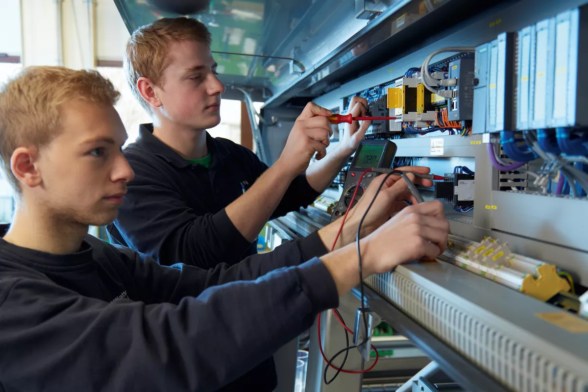 Elektroniker für Betriebstechnik (m/w/d)