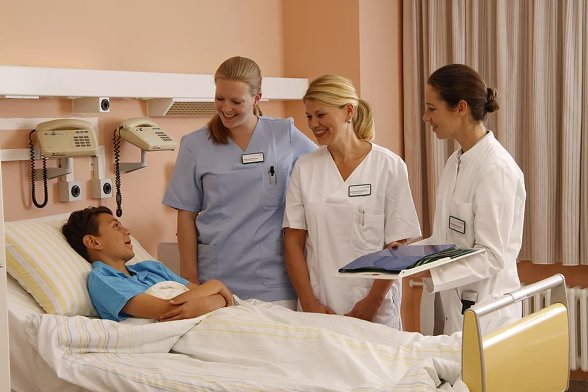 Pflegefachperson werden