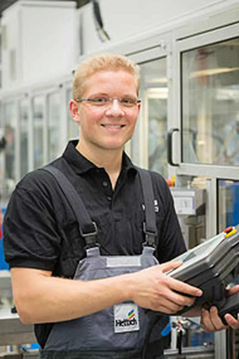 Azubi_Bericht_2015_Fertigungsmechaniker_Robin_190-285px