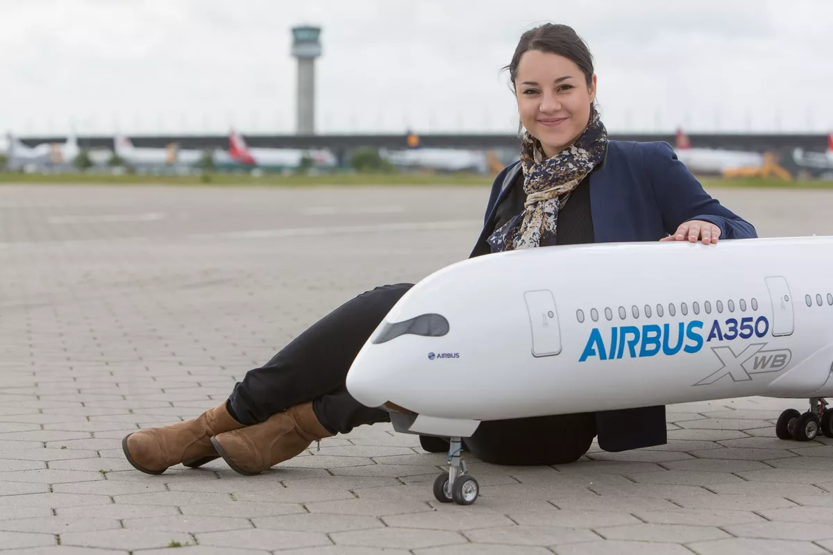 AirbusFinki_Juni2015_ErstflugA350Modell_01