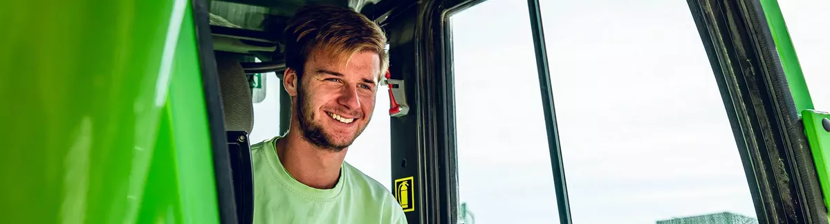 glass-bau_ausbildung-baugeraetefuehrer_header.jpg