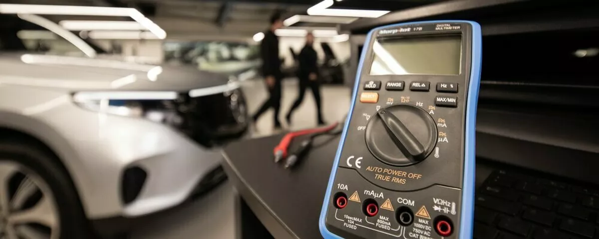 Ausbildung Kfz-Mechatroniker System- und Hochvolttechnik (m/w/d) Mercedes-Benz