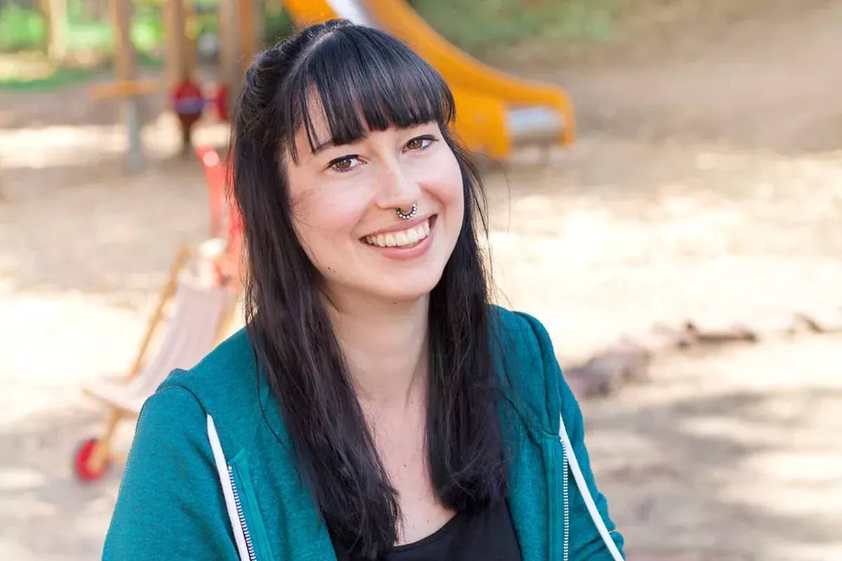 Rebecca R., pädagogische Fachkraft in einer Stuttgarter Kita.