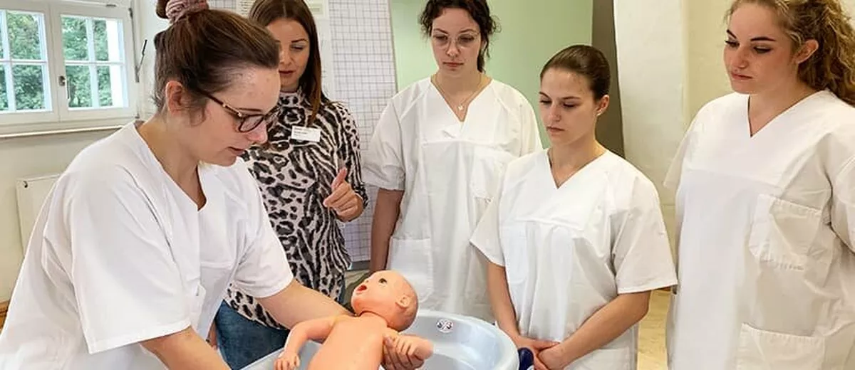 Ausbildung Pflegefachmann / Pflegefachfrau